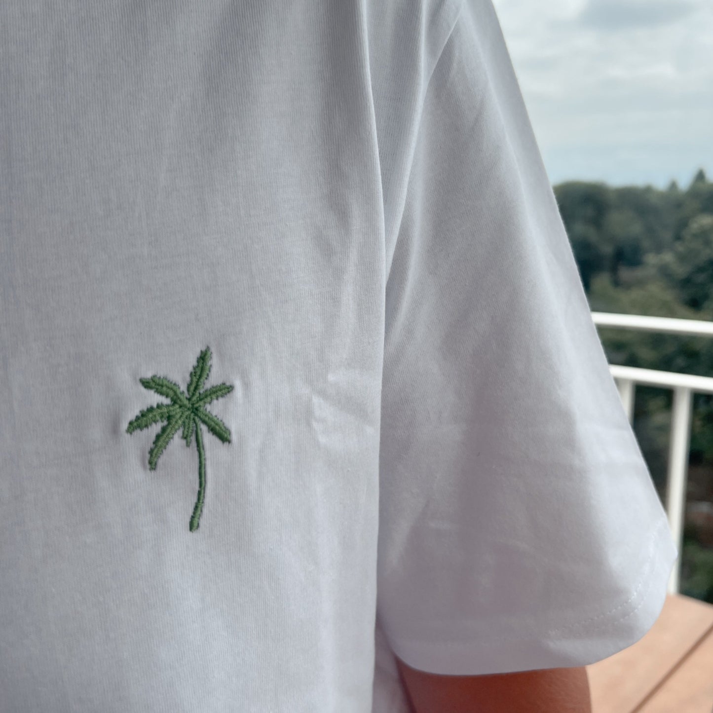 Organic shirt | The Palm | Neon Kiwi